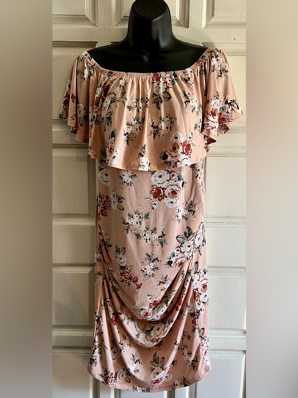 Blush Floral Off the Shoulder Maternity Dress with Ruffle Bodice - Picture 3 of 4